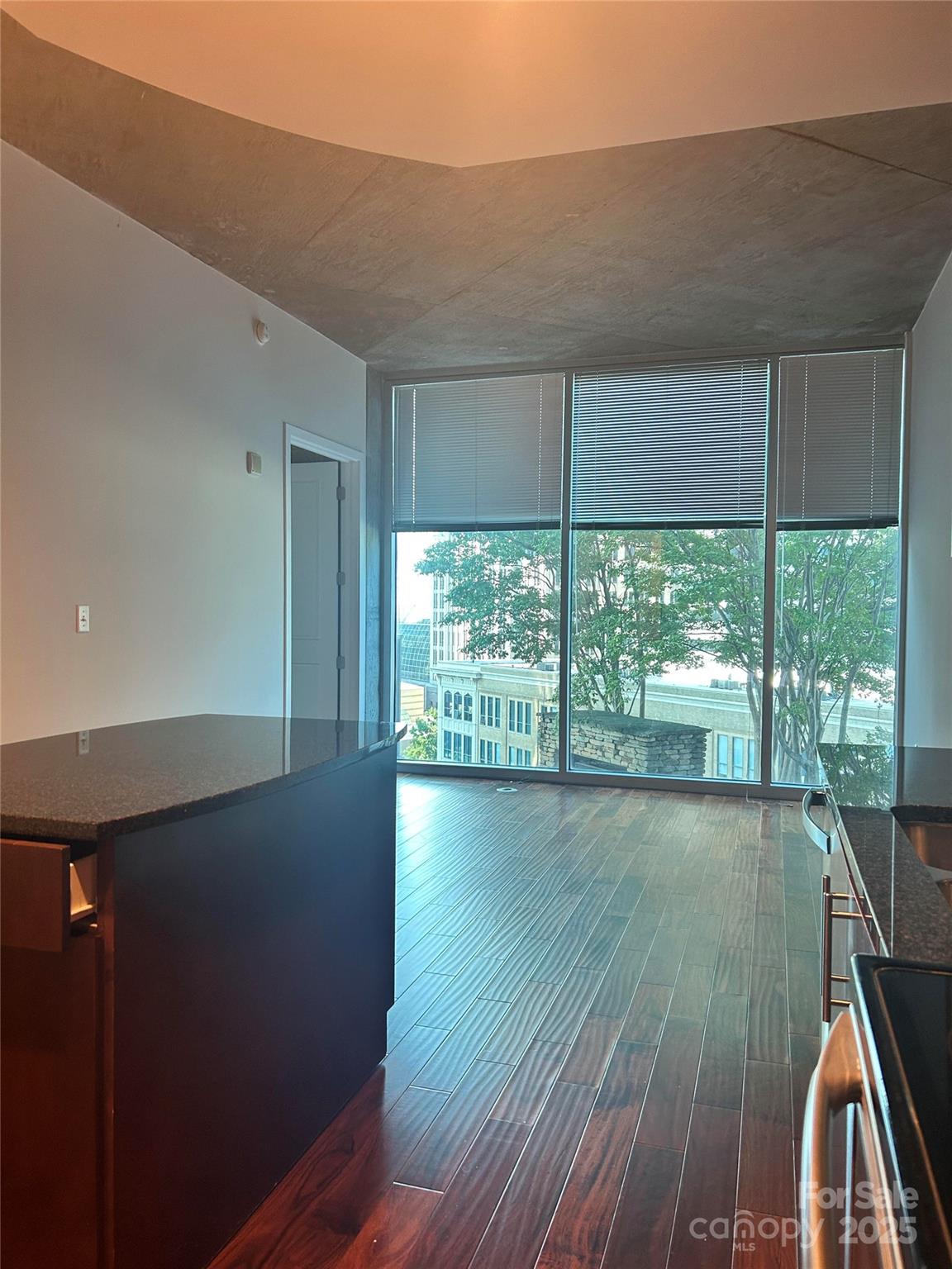 Avenue Condominiums - Residential