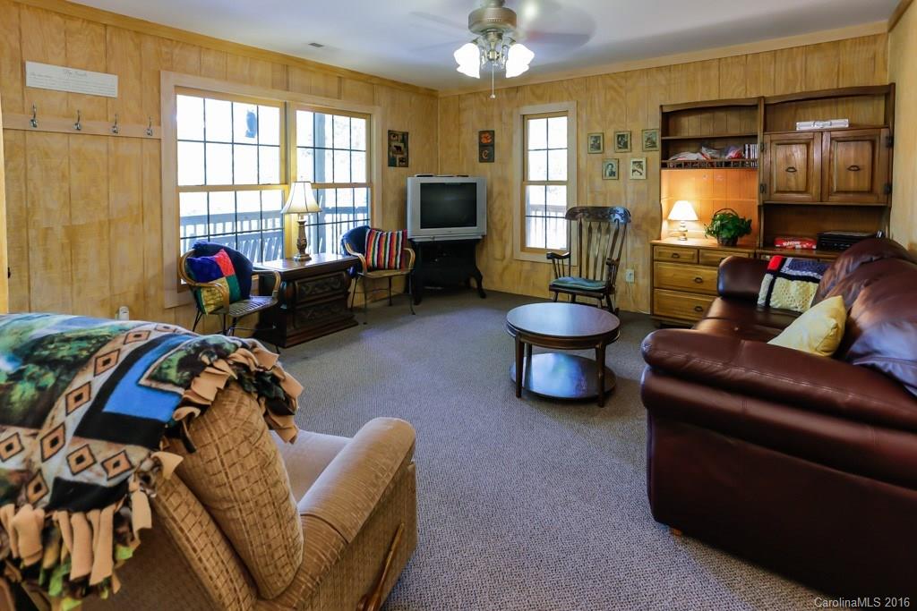 Riverbend Highlands - Residential