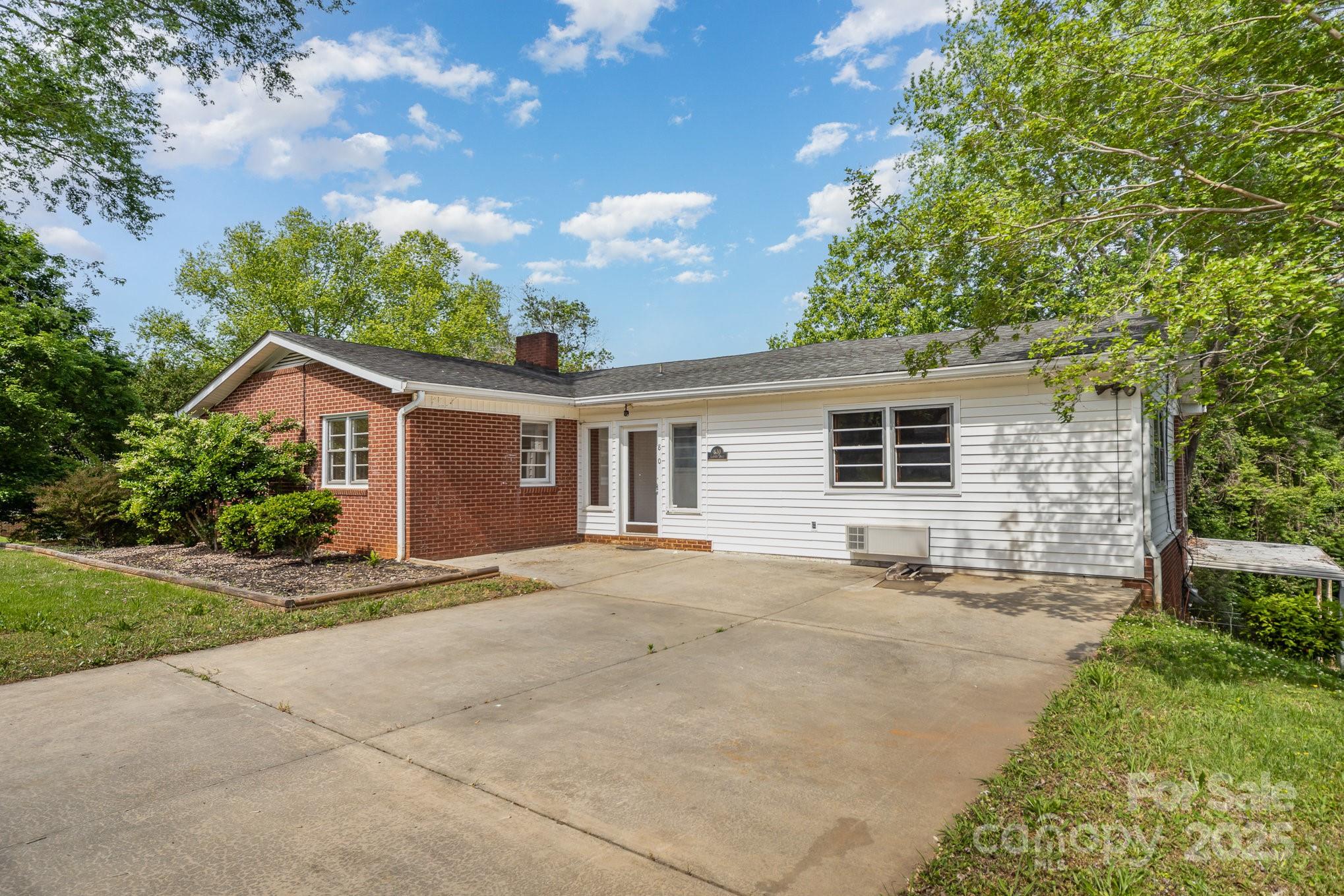 830 Cabaniss Drive