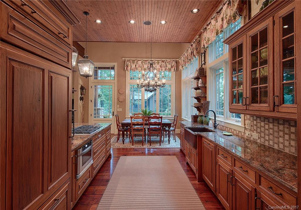 Lake Toxaway Estates - Residential