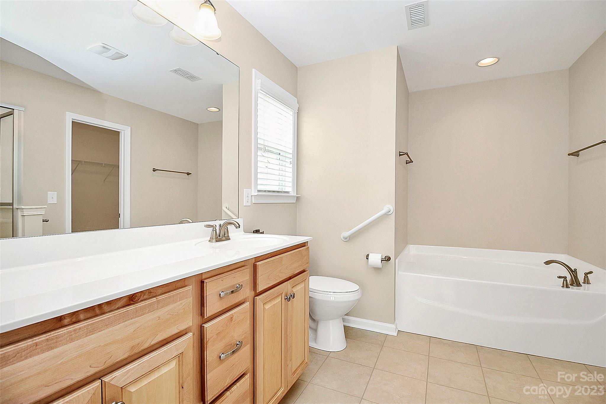 Traditions - Residential