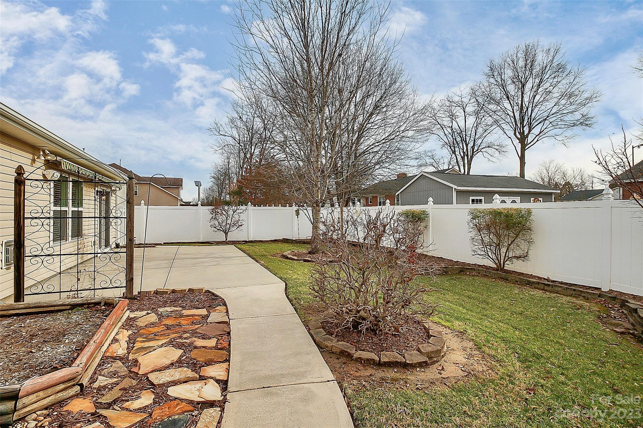 Traditions - Residential