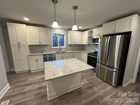 4 American Street Mount Holly NC 28120