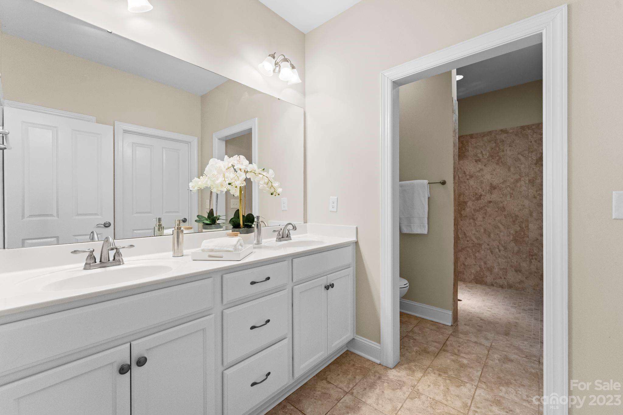The Courtyards of Huntersville - Residential