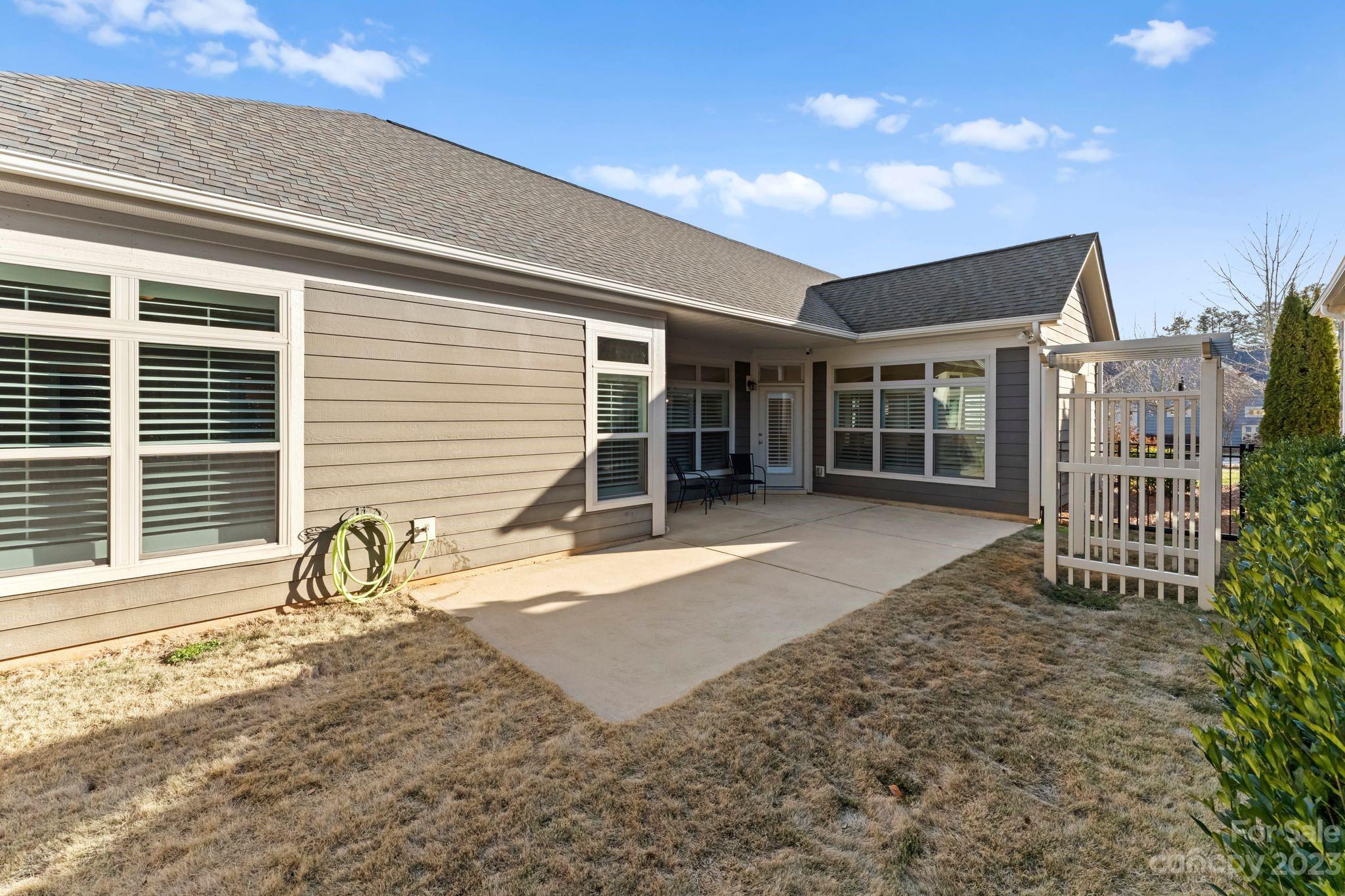 The Courtyards of Huntersville - Residential