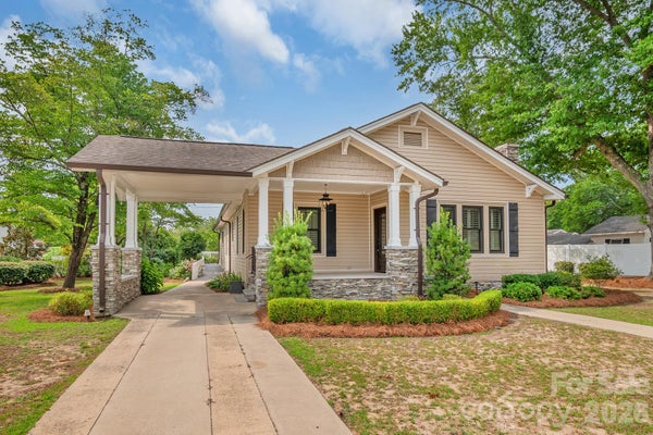312 E CHURCH ST, KERSHAW, SC 29067 - Image f74e185d587d06270f0ea30844cda12e/1003631103