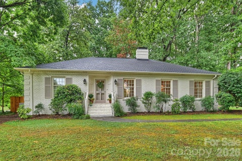 Photo of 5519 Robinhood Road, Charlotte, NC 28211 (MLS # 4398545)