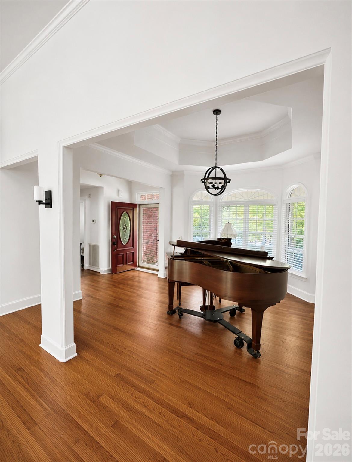5406 Club View Drive