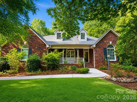 Photo of 5406 Club View Drive, Concord, NC 28025 (MLS # 4366659)
