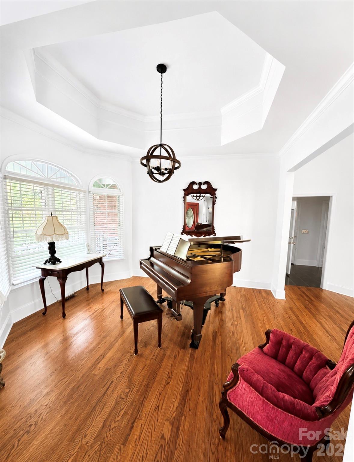 5406 Club View Drive