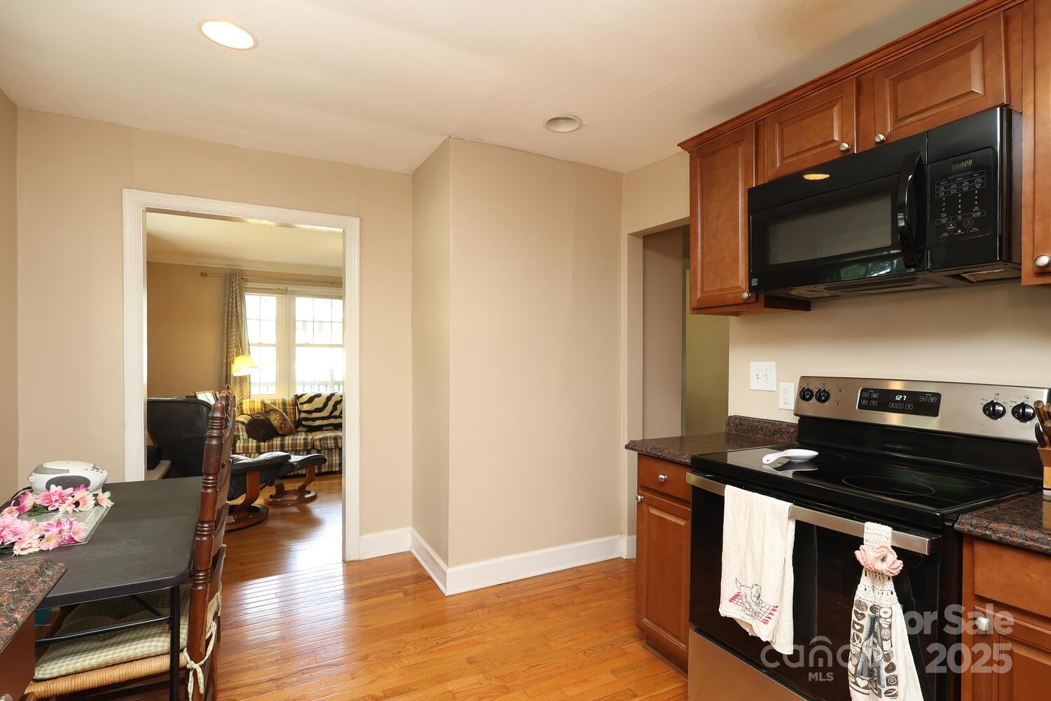 Villa Heights - Residential