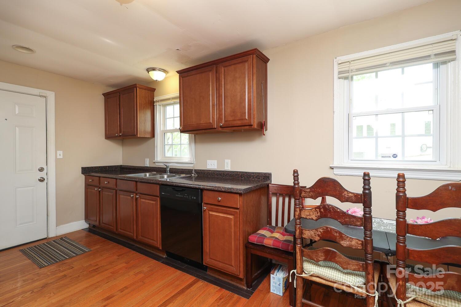 Villa Heights - Residential