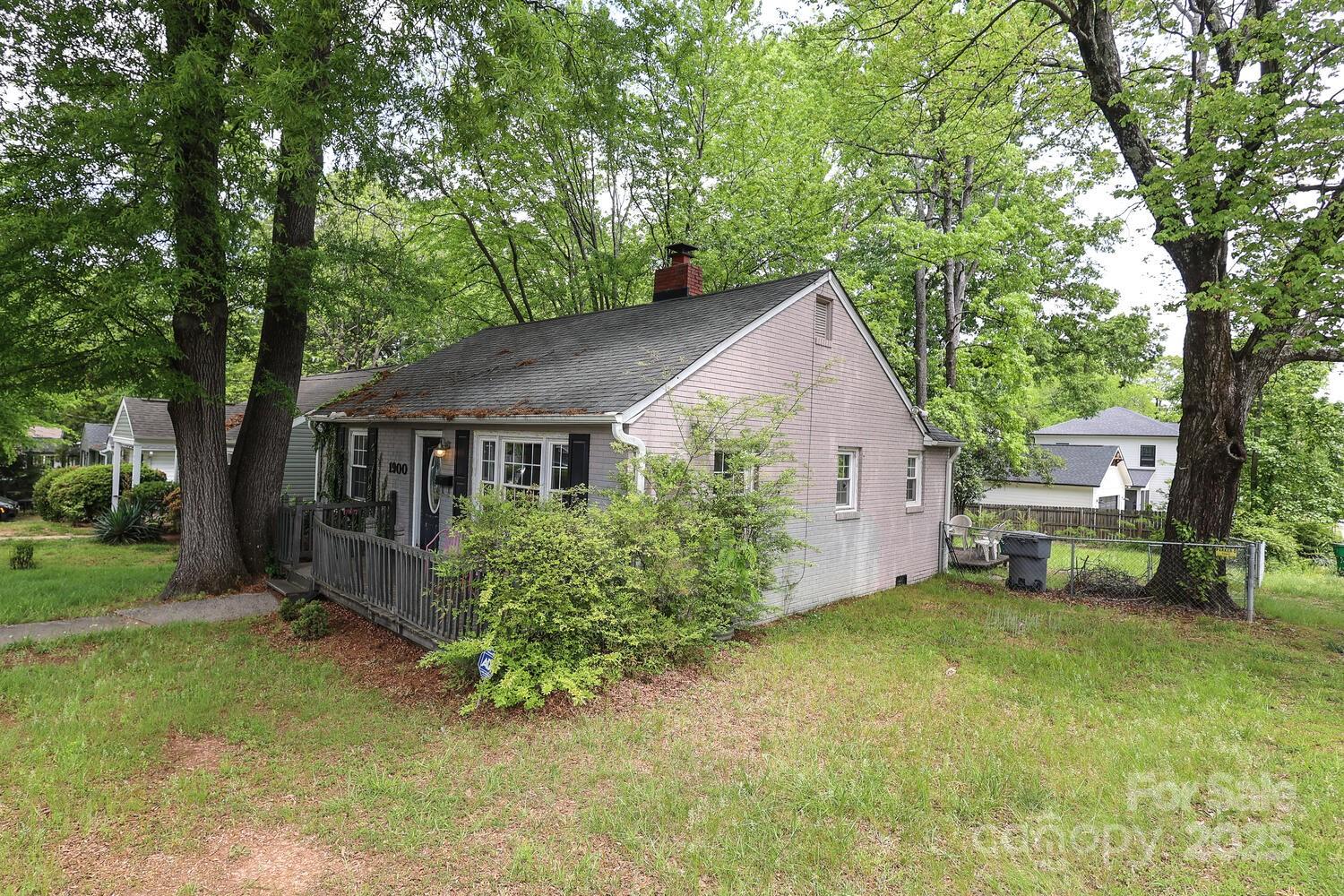 Villa Heights - Residential