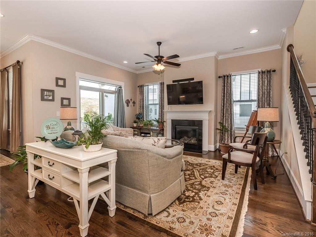 Riverwalk - Residential