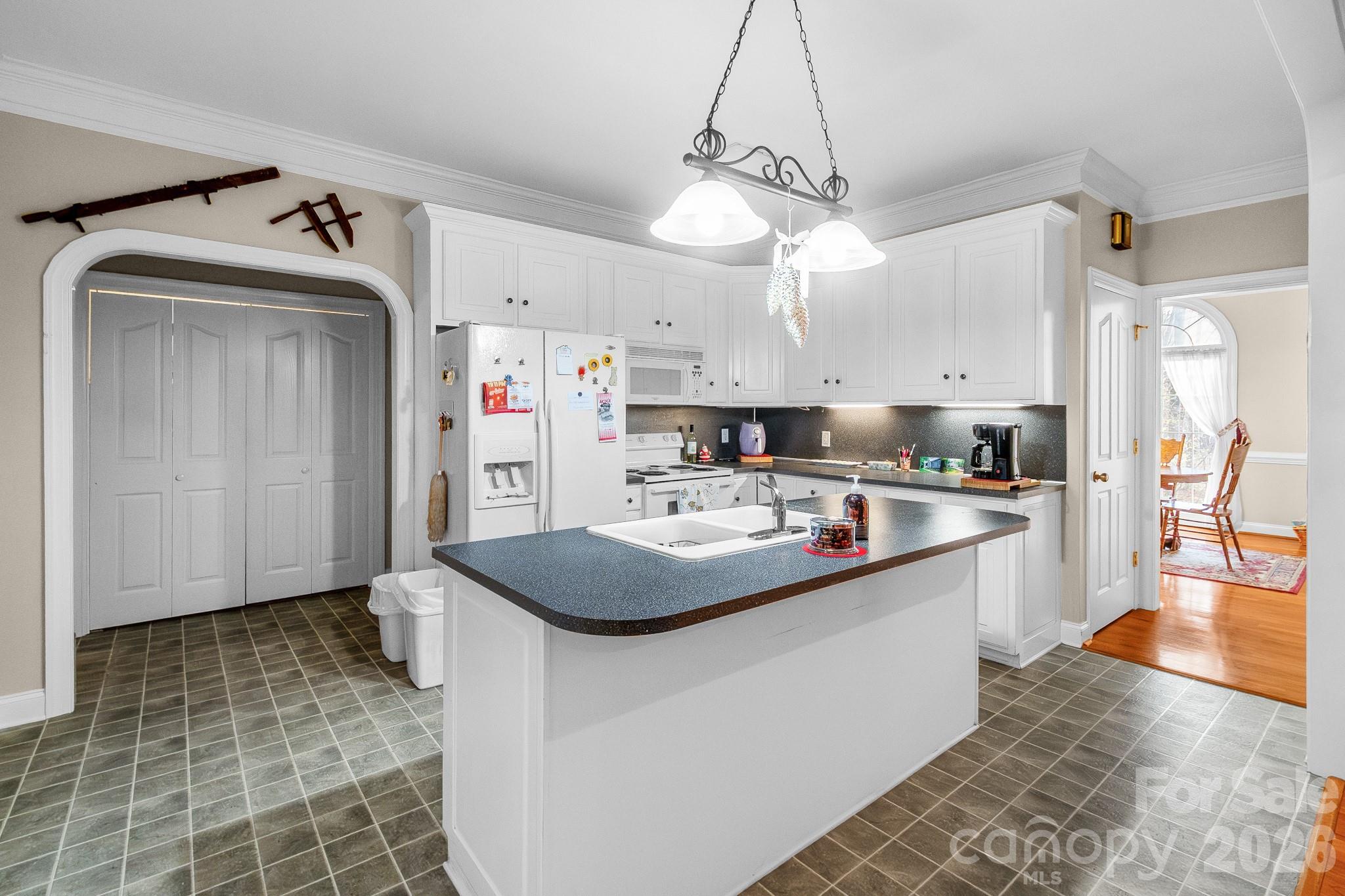 Forest Hills - Residential