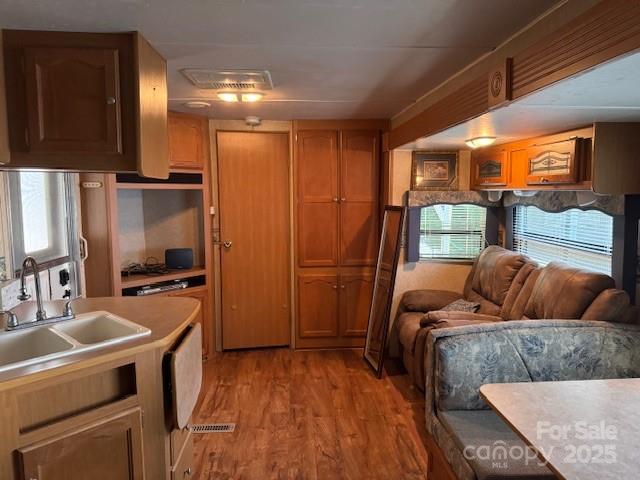 Twin Harbor - Residential