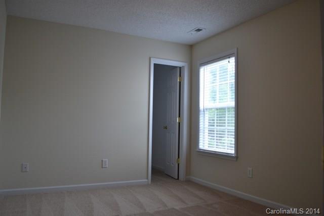 Hallmark Glen - Residential