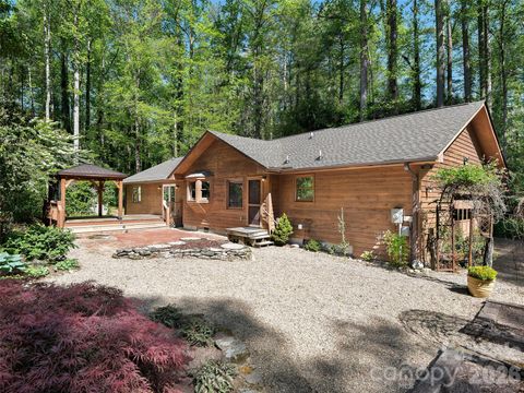30 Kanuga Heights Lane Hendersonville NC 28739