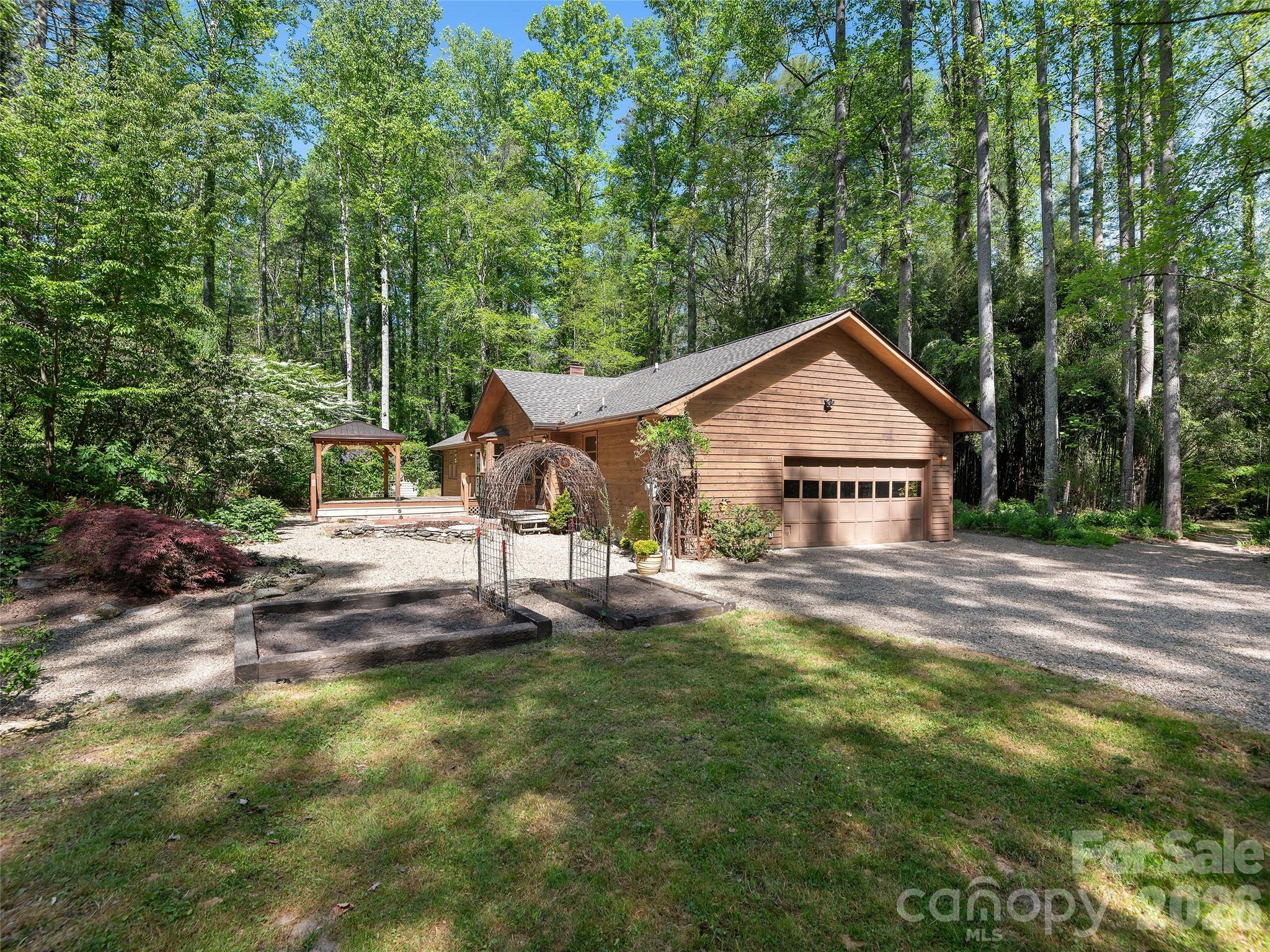 30 Kanuga Heights Lane