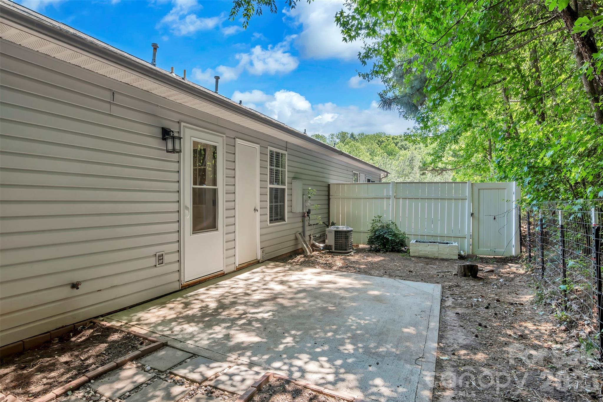 Huntington Place - Residential