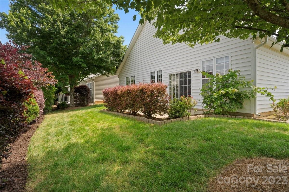 Four Seasons At Gold Hill - Residential