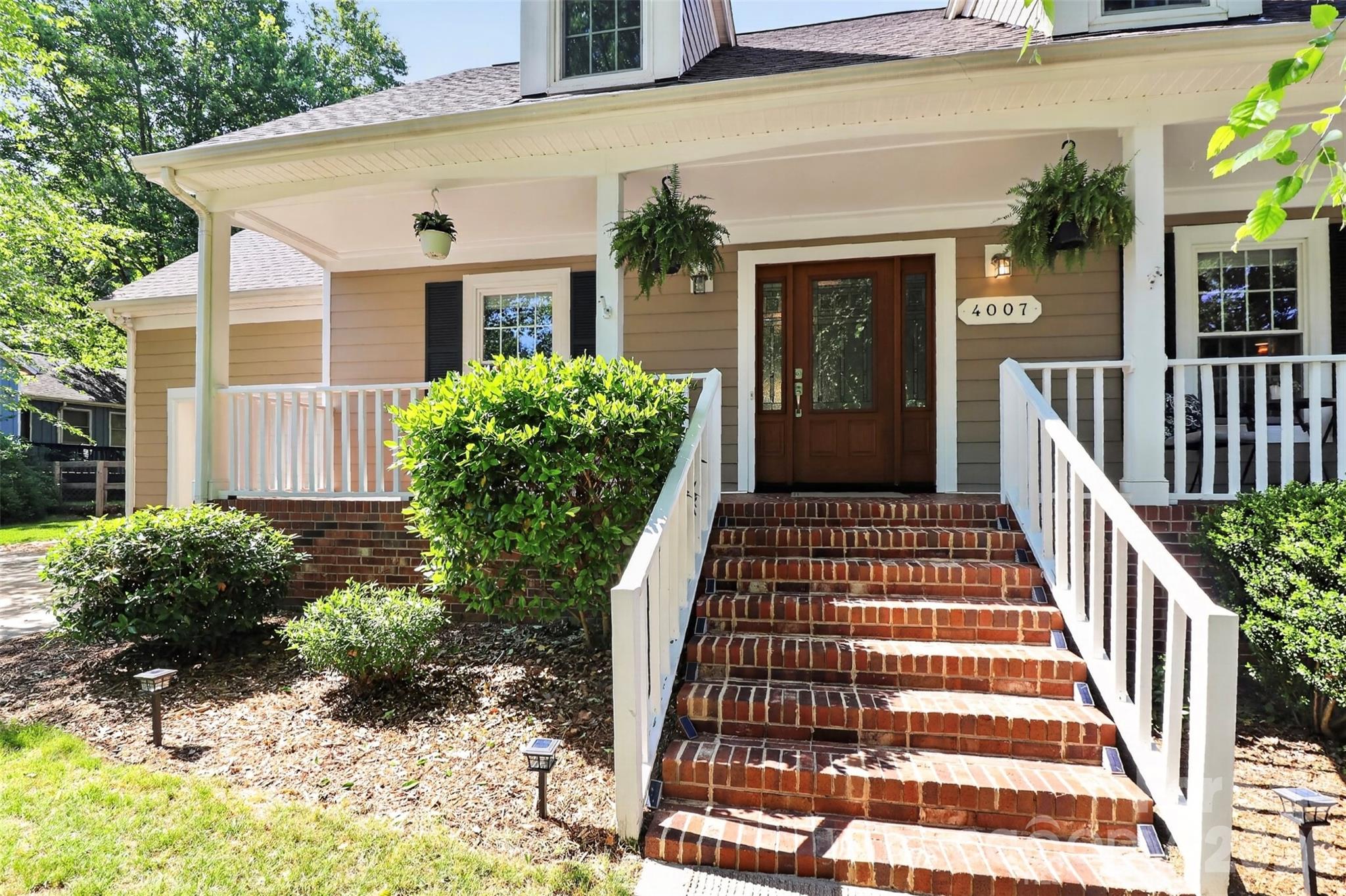 4007 Meadowridge Drive