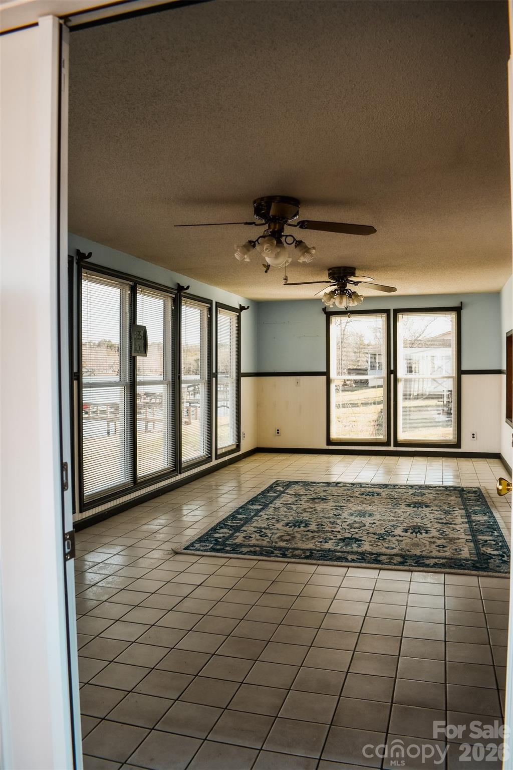 4928 Northcrest Street