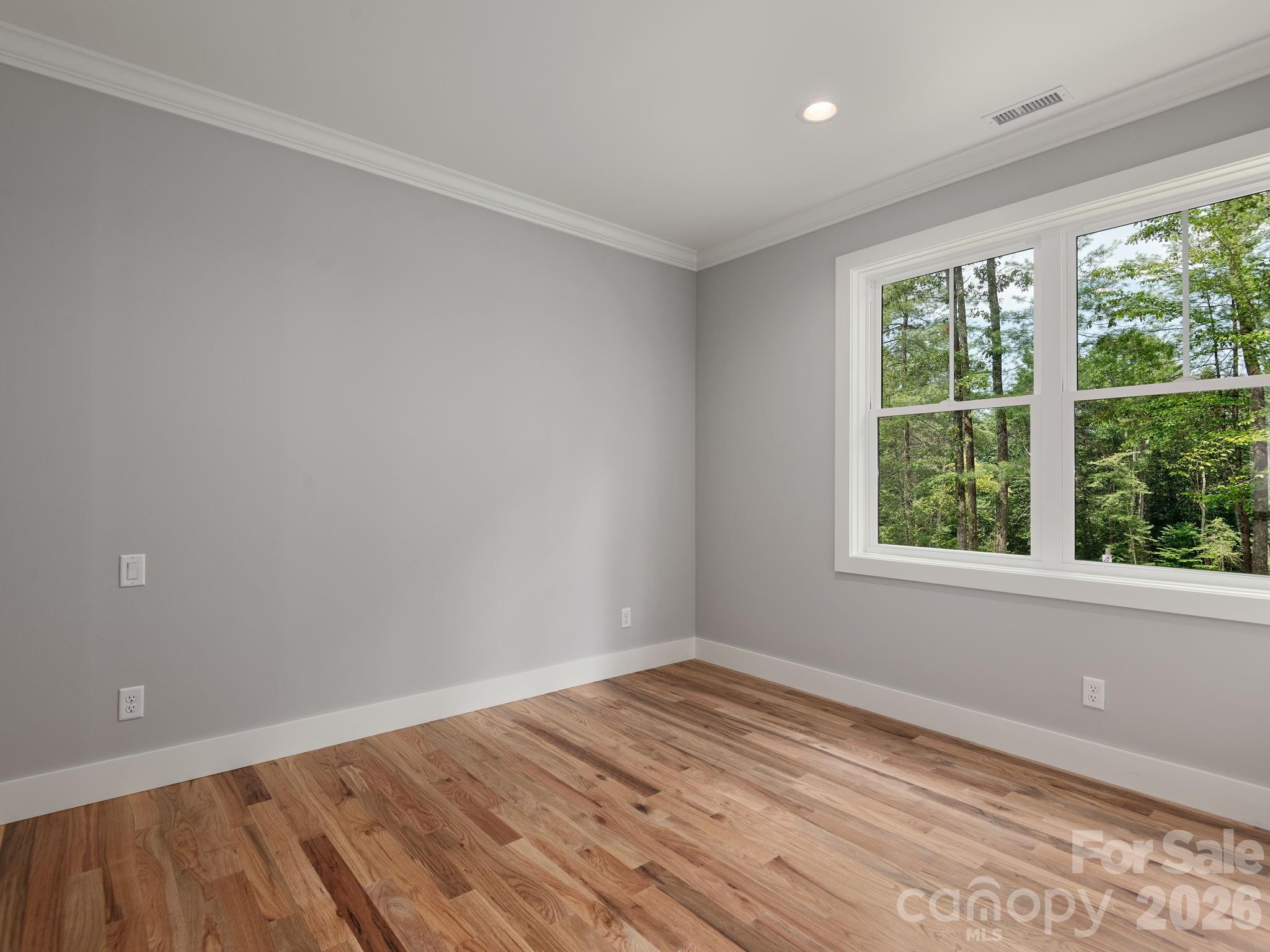 20 Nature Walk Lane, Hendersonville, NC, 28739, USA, 3 Bedrooms Bedrooms, ,4 BathroomsBathrooms,Residential,Active,20 Nature Walk Lane,4325565