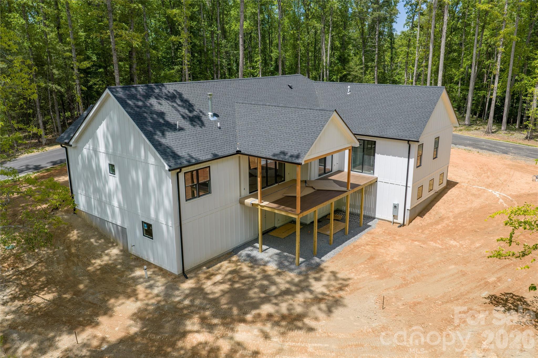 Etowah, North Carolina, 28792, United States, 3 Bedrooms Bedrooms, ,4 BathroomsBathrooms,Residential,Active,2029768