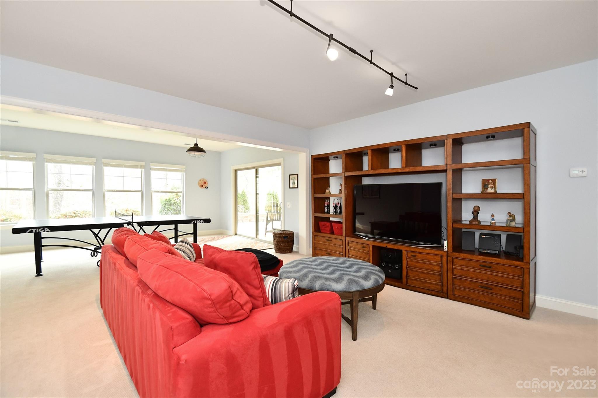 Christenbury Hall - Residential