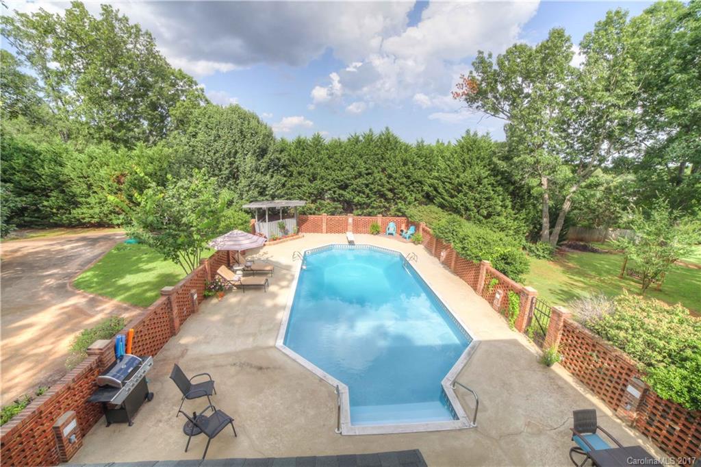 Hutchinson Place - Residential