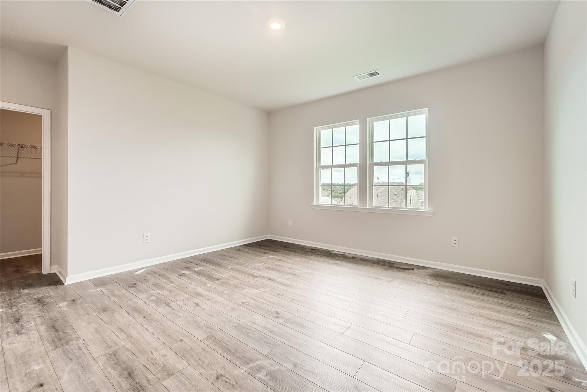 Elizabeth - Residential