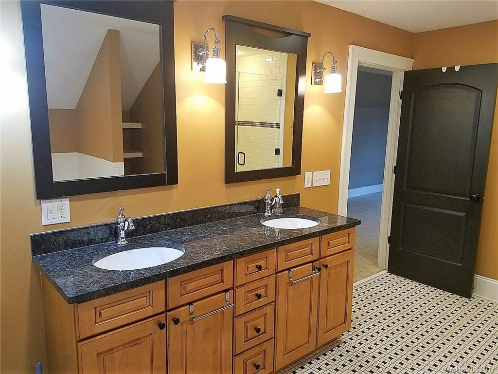 The Arts District - Residential Lease