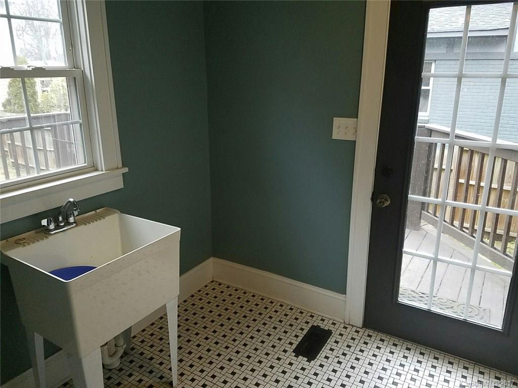 The Arts District - Residential Lease