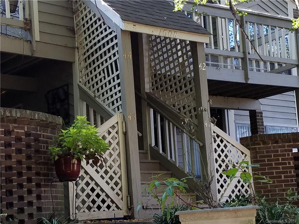 Sharon Place - Residential