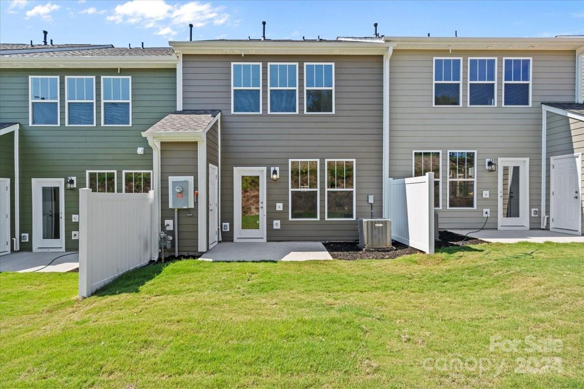 Gateway Village - Residential