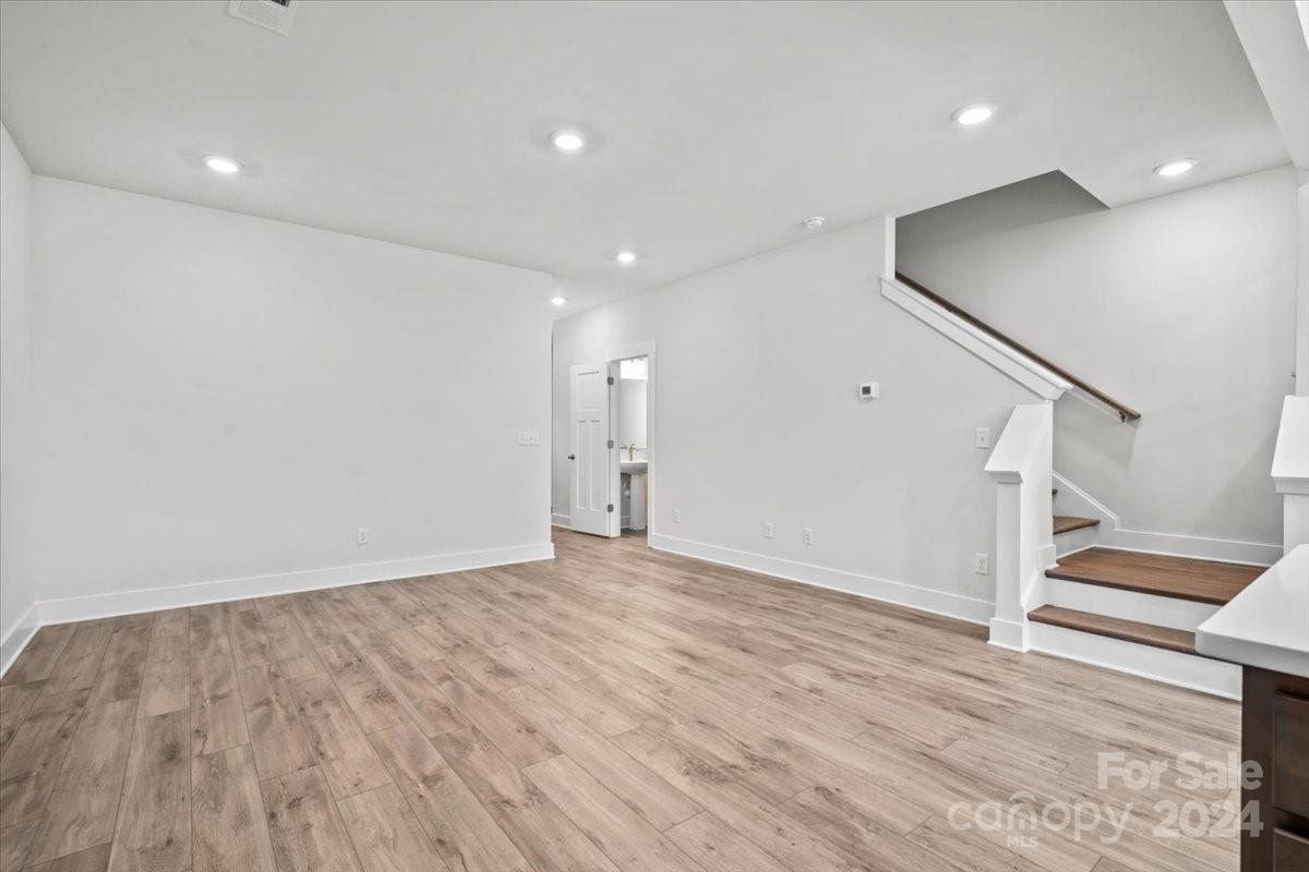 Gateway Village - Residential