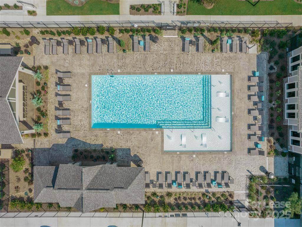 Charlotte, North Carolina 28273, United States, 2 Bedrooms Bedrooms, ,2 BathroomsBathrooms,Residential,Active,18230