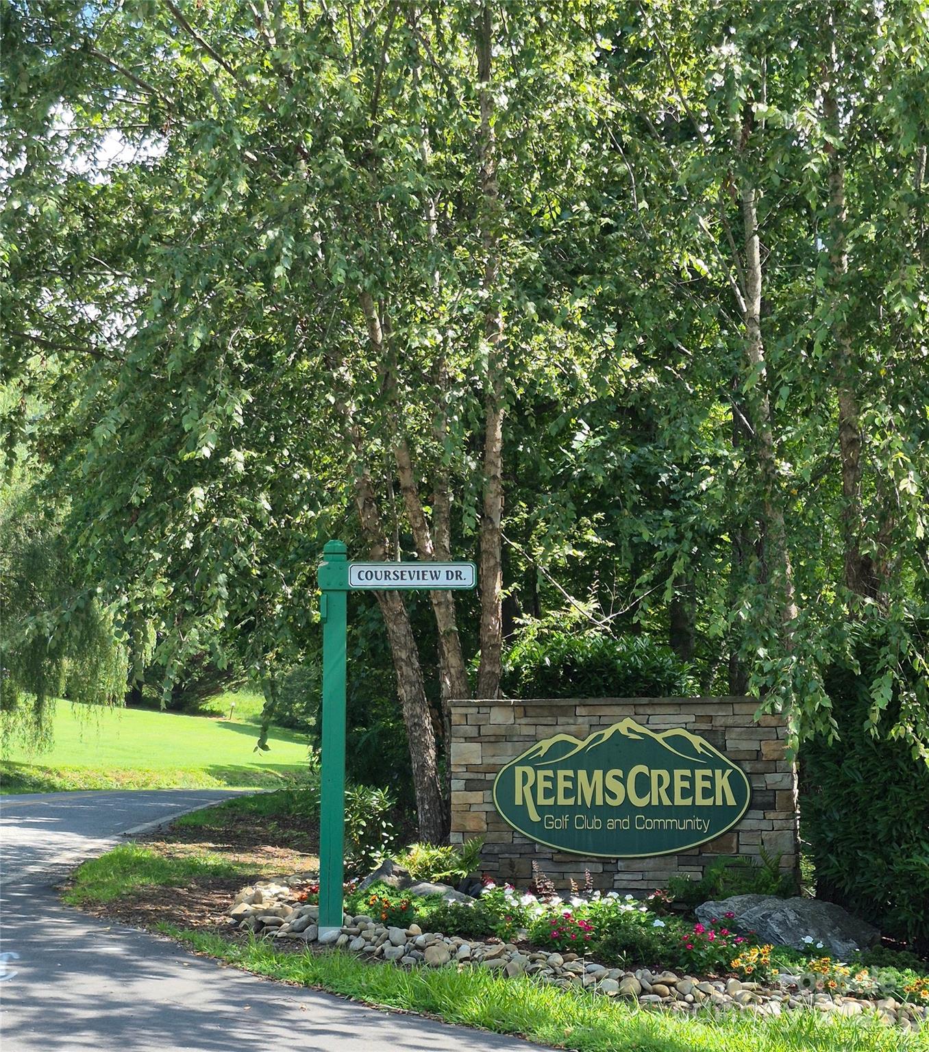 112 Twin Courts Drive