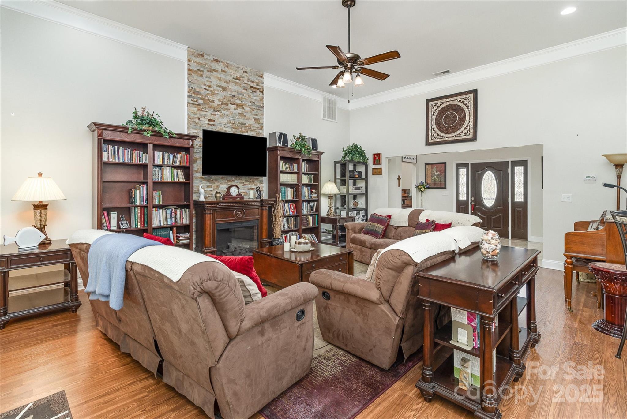 4321 Rolling Acres Road
