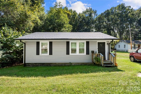 Photo of 509 E Church Street, Dallas, NC 28034 (MLS # 4432806)