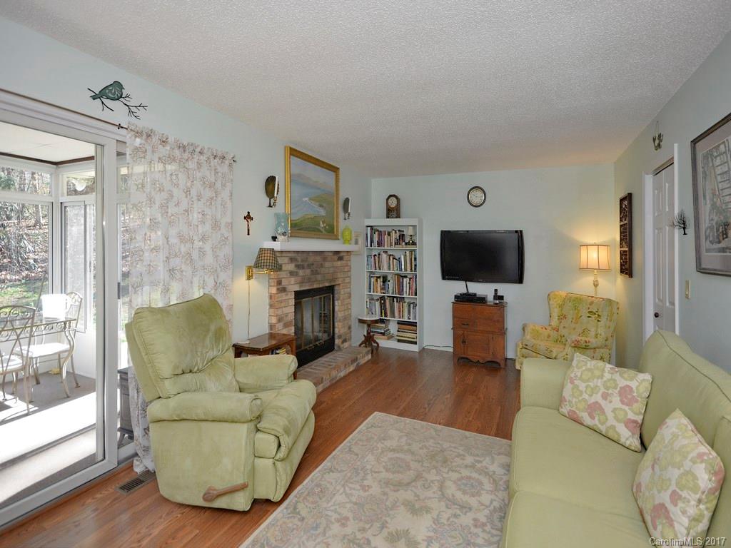 Haywood Knolls - Residential