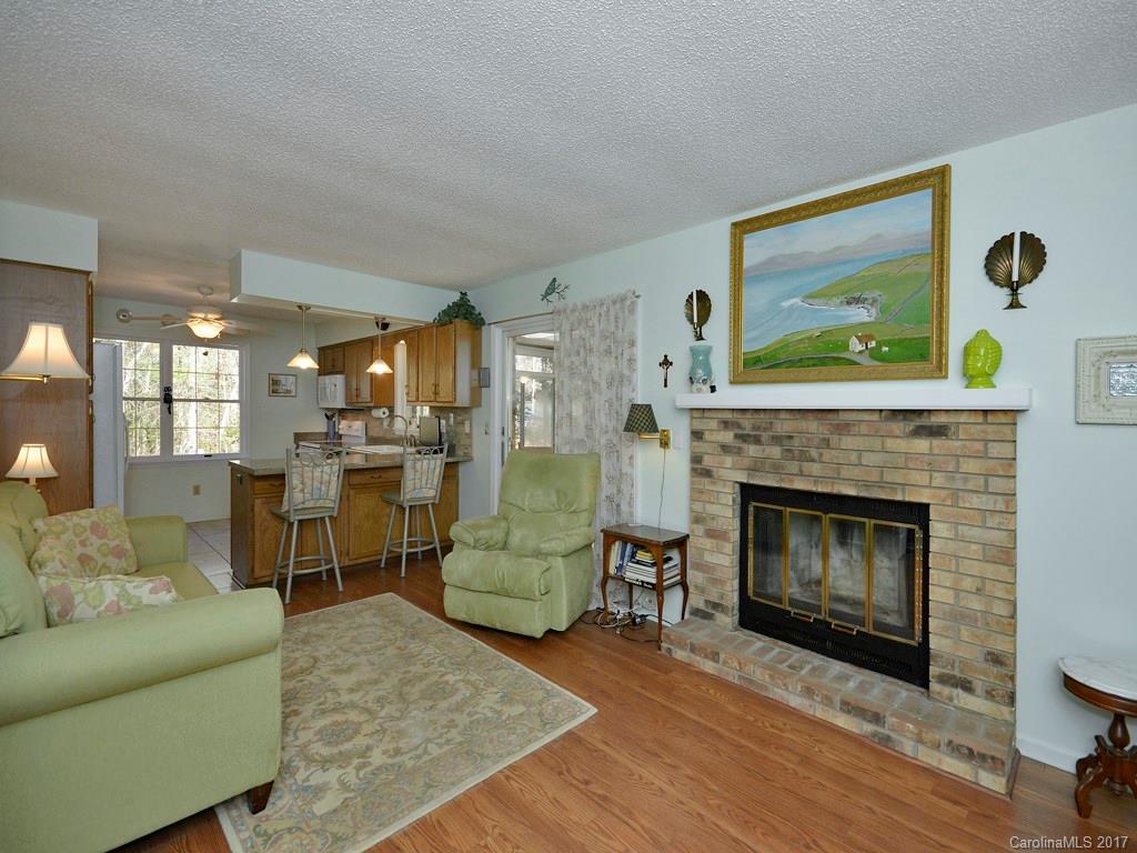 Haywood Knolls - Residential