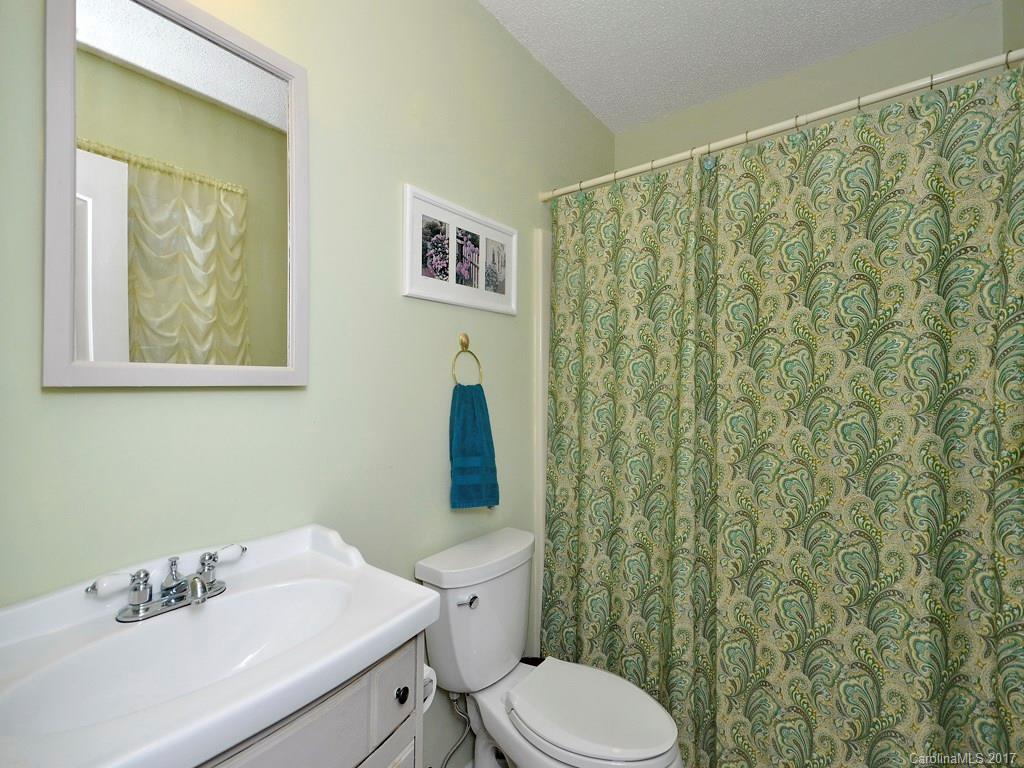 Haywood Knolls - Residential