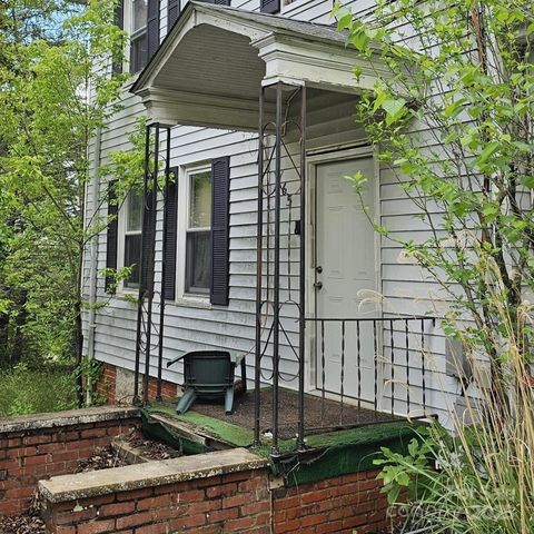 65 Mardell Circle 75 Asheville NC 28806