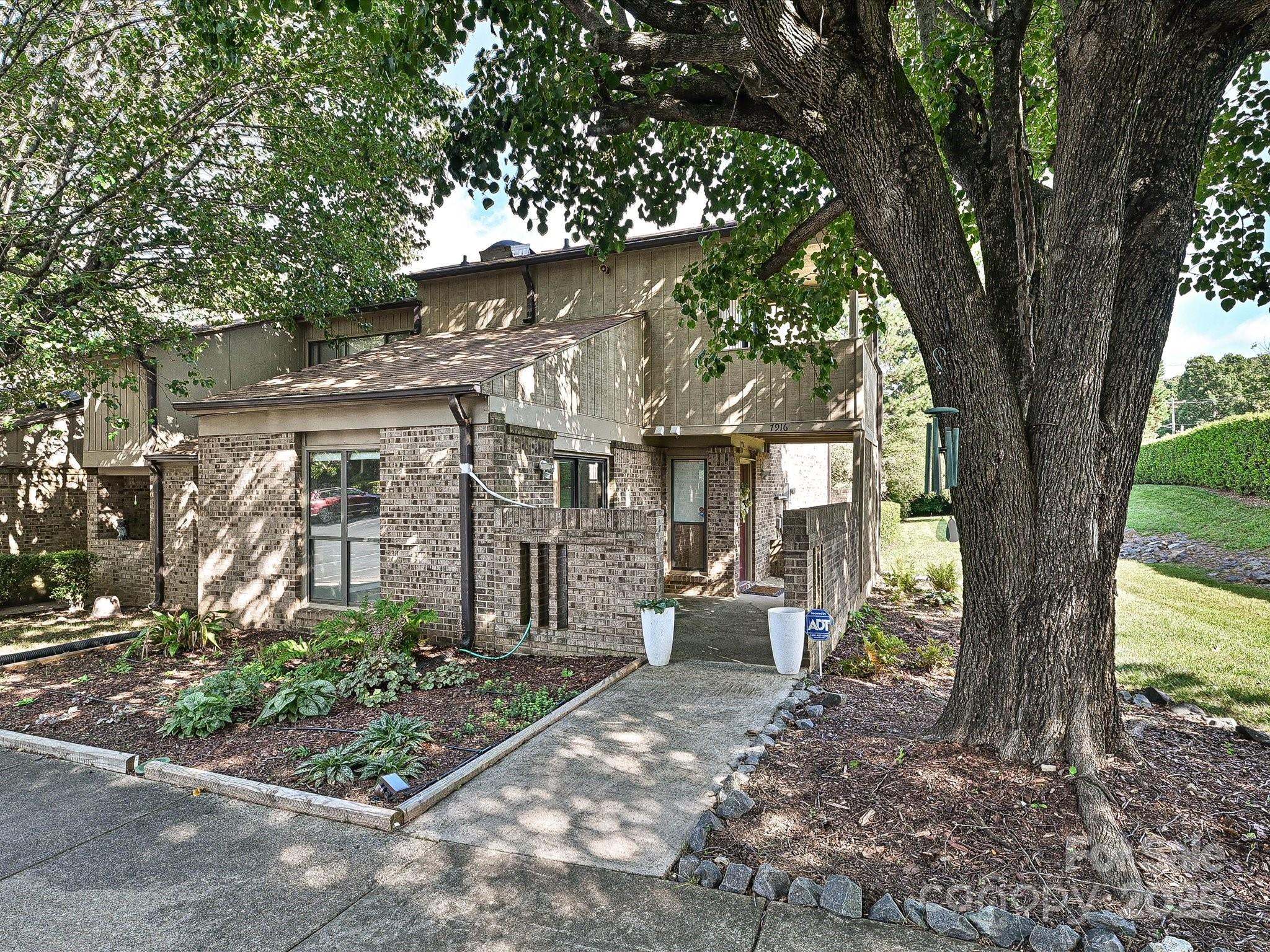 7916 Charter Oak Lane