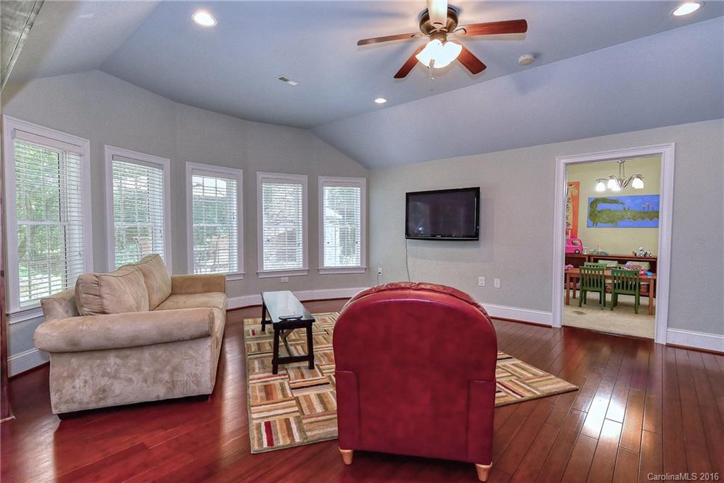 Roxbury - Residential