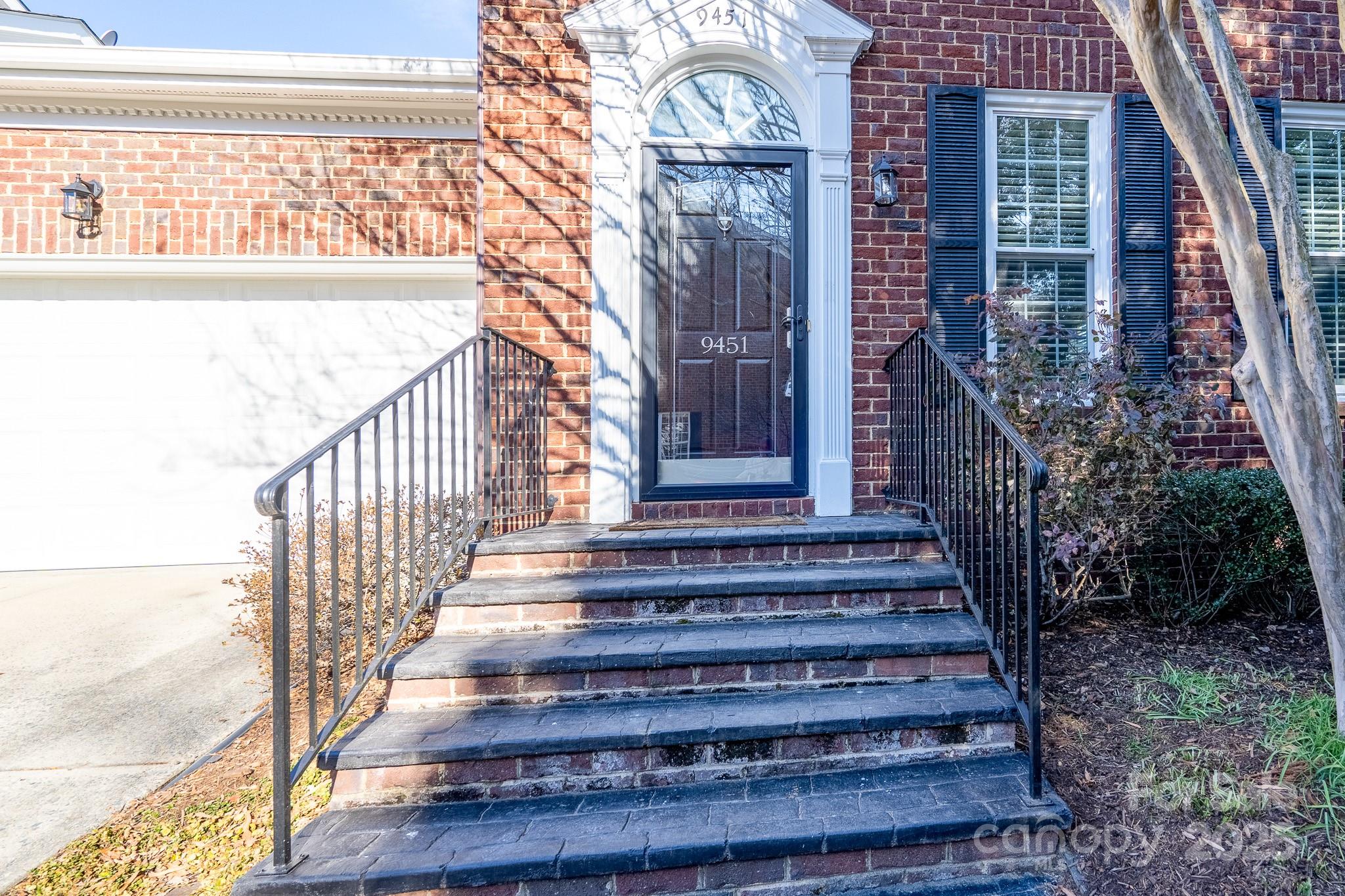 9451 Bonnie Briar Circle