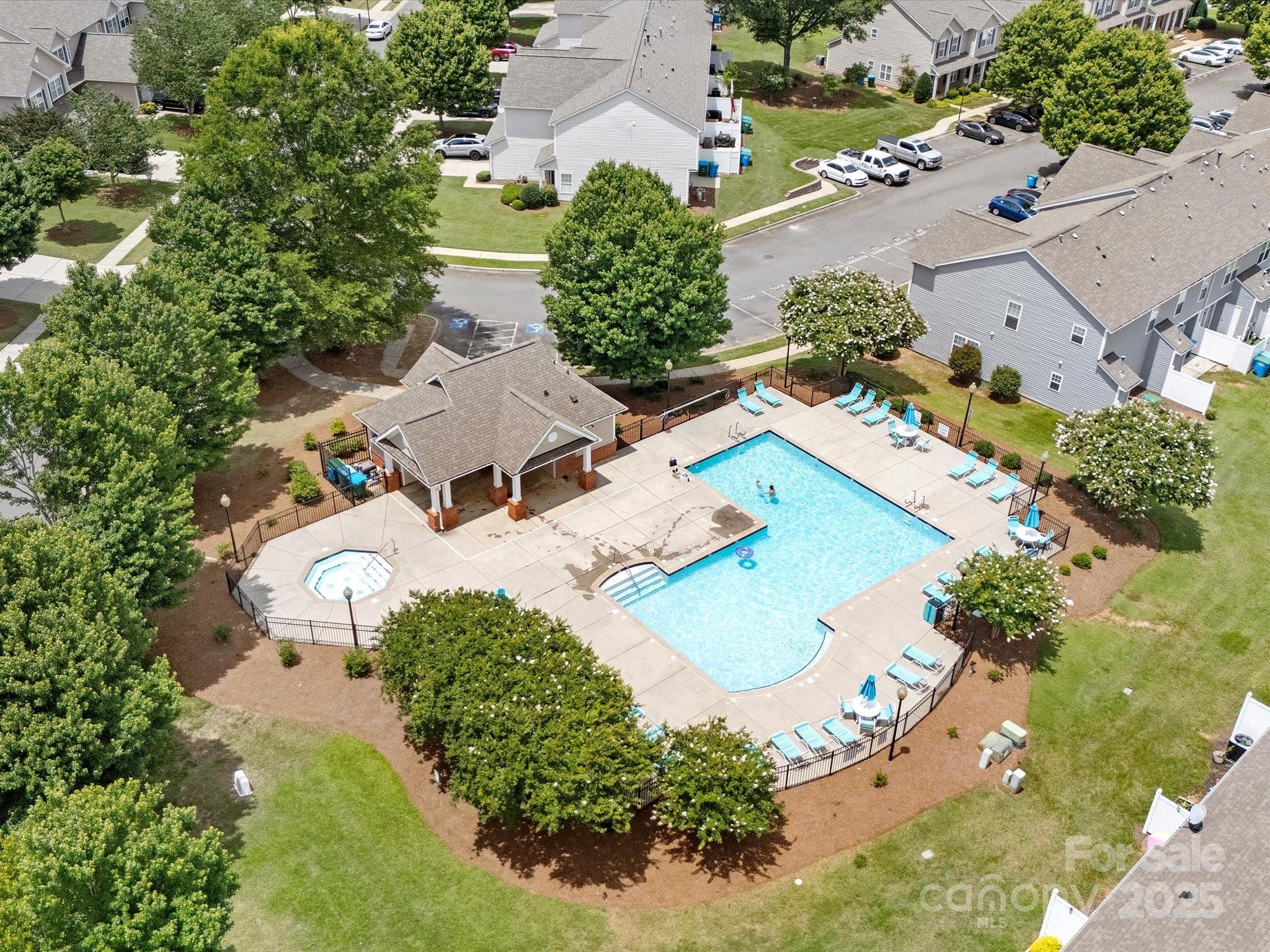 12415 Stratfield Place Circle