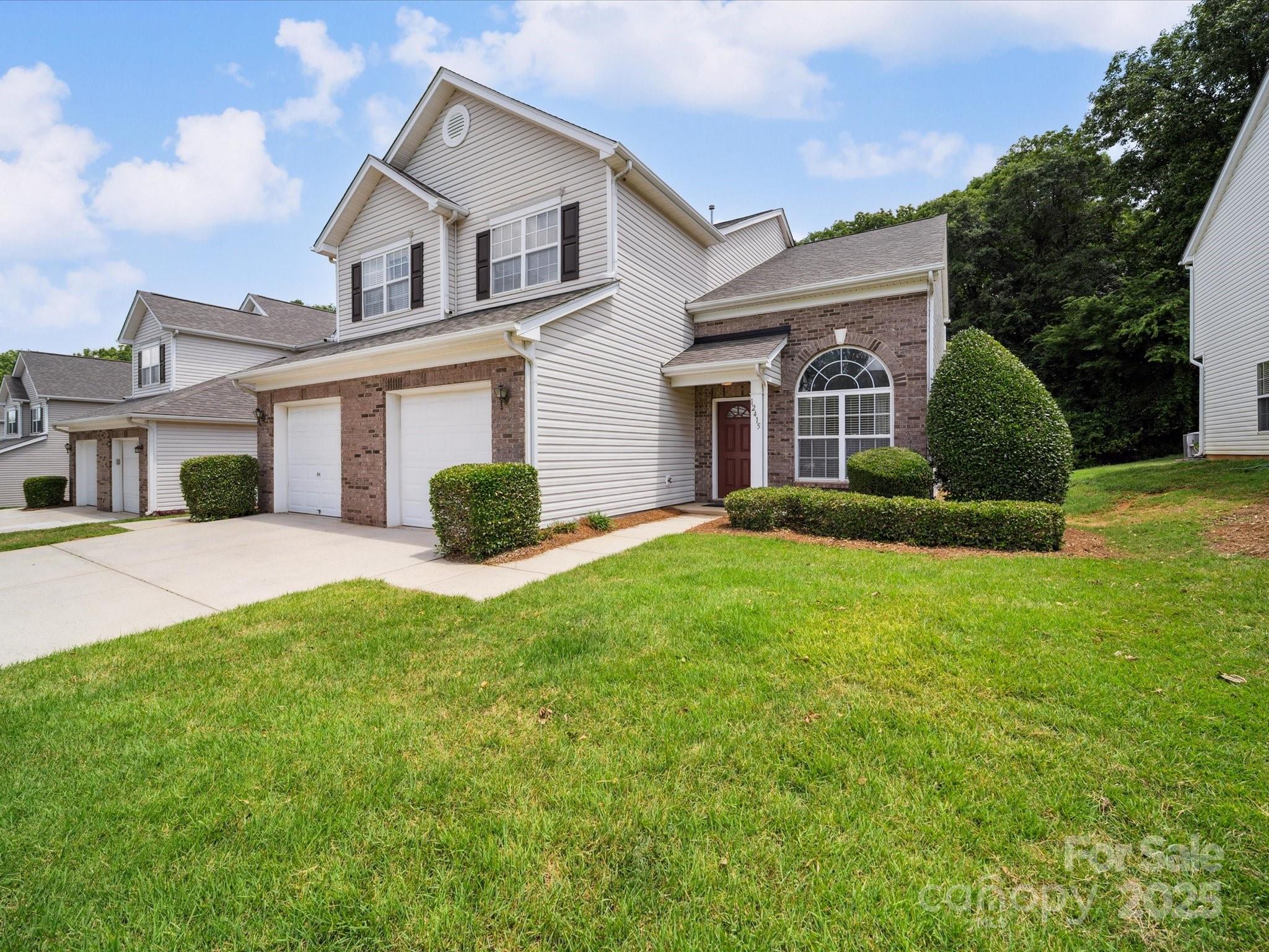 12415 Stratfield Place Circle